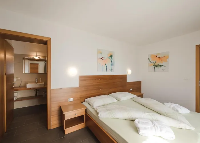 Hotel - Appartements Schmied Hans
